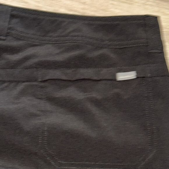 Eddie Bauer Womens Black Skort Size 10 Polyester Blend - Picture 7 of 10
